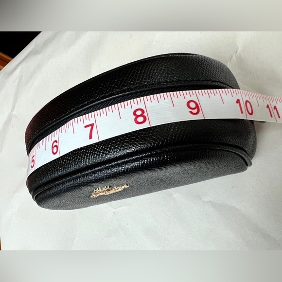 Coach Canvas Dome Cosmetic Makeup Case Black With Logo $118 - Picture 3 of 5